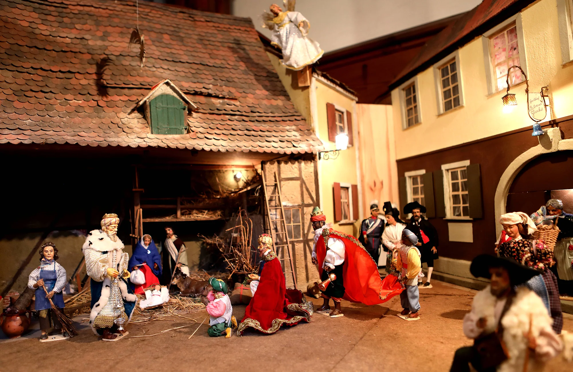 Anbetung der Könige: Stall