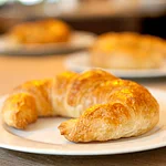 Das Welterbe Bamberg ist bekannt für seine Bamberger Hörnchen. (Volksmund: Hörnla). Ein Beschluss vom Landgericht Bamberg verordnete 1977, dass diese nur mit reiner Butter gebacken werden müssen. Seit dem 14. Jahrhundert sind sie ein Teil des Kulturgutes Bambergs.