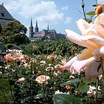 Wunderschönen Blick vom Rosengarten auf St. Michael