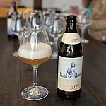 Bei der neuen Themenführung "Mit 0,nix durch Bamberg" wird Bamberger Rauchbier ohne Alkohol gekostet.