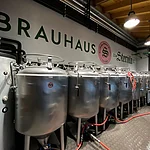 Foto der Bräukessel im Brauhaus Sternla Bamberg.
