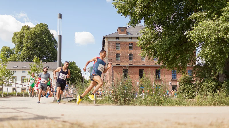 Unilauf Bamberg Jedes Jahr wird's sportlich - der Unilauf einmal um die Insel herum