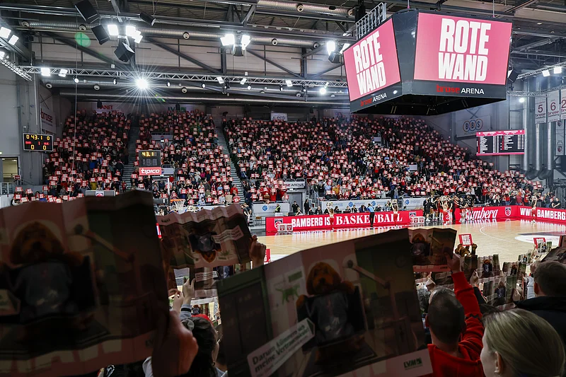 Bamberg Baskets - Würzburg Baskets / Wuerzburg / easyCredit-BBL / Basketball Bundesliga / Saison 2023/24 / Spieltag 13 / 27.12.2023, Brose Arena BambergFoto:  Daniel Löb / Loeb