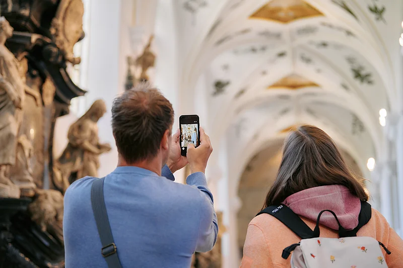 Eine Innenbesichtigung von St. Michael ist ein Highlight