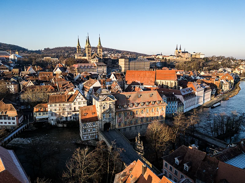 Luftaufnahme Altes Rathaus in Bamberg in der Regnitz